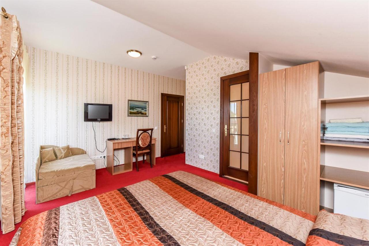 Villa Regina - Apartment Complex Resort In Šventoji Esterno foto